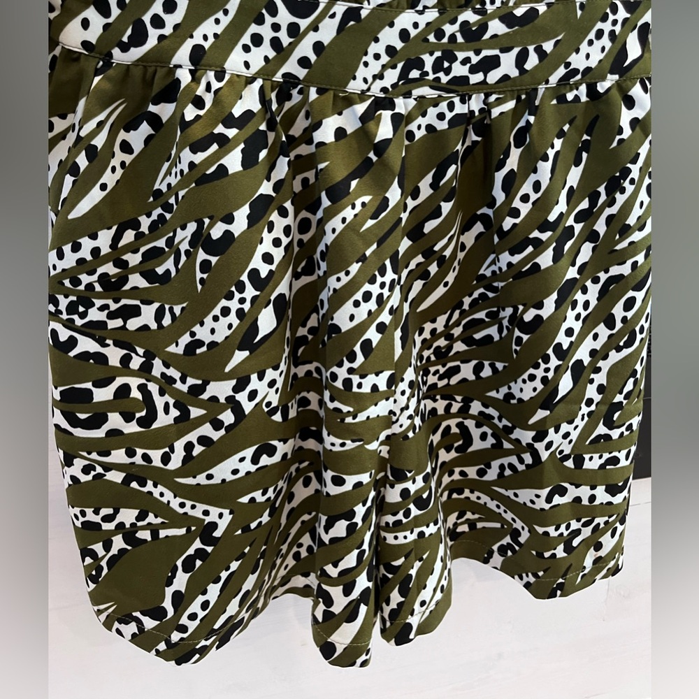 THML Green Zebra Romper Size XS - Picture 3 of 8
